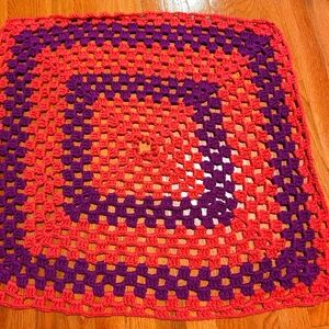 Knitted accent blanket, Pink & Purple